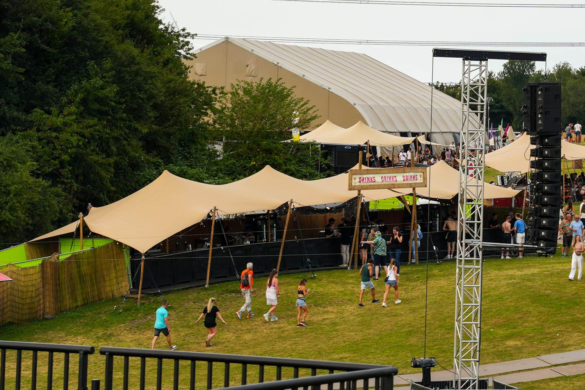 Stretchtent 6x20meter