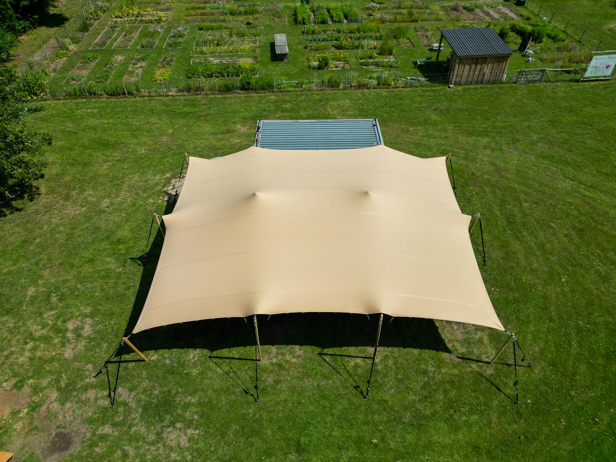 Stretchtent 9x12 meter