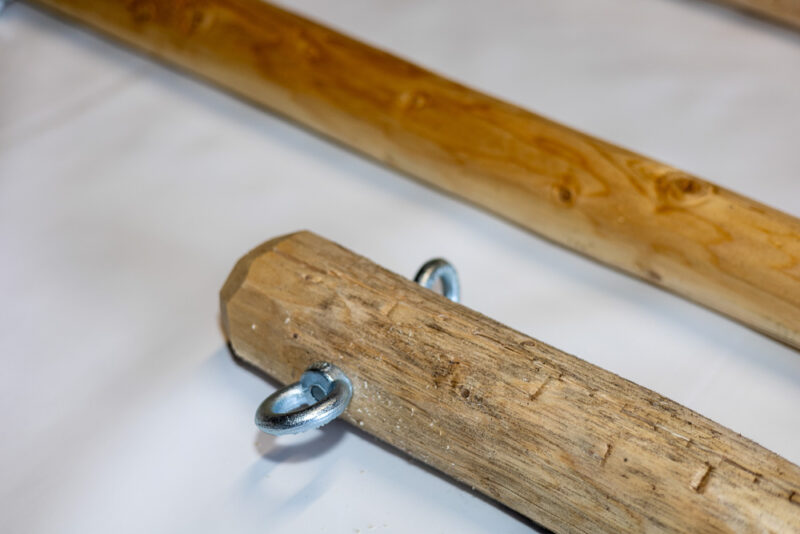 Houten tentpalen